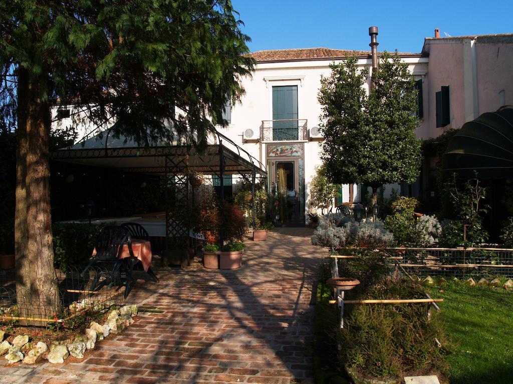 Agriturismo Le Clementine 바디아폴레시네 외부 사진